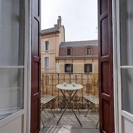 Le Mont Blanc - Charming T1 Ideal For 2 People With Balcony Annecy Ngoại thất bức ảnh