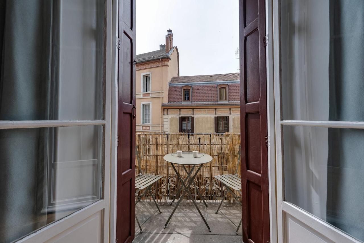 Le Mont Blanc - Charming T1 Ideal For 2 People With Balcony Annecy Ngoại thất bức ảnh